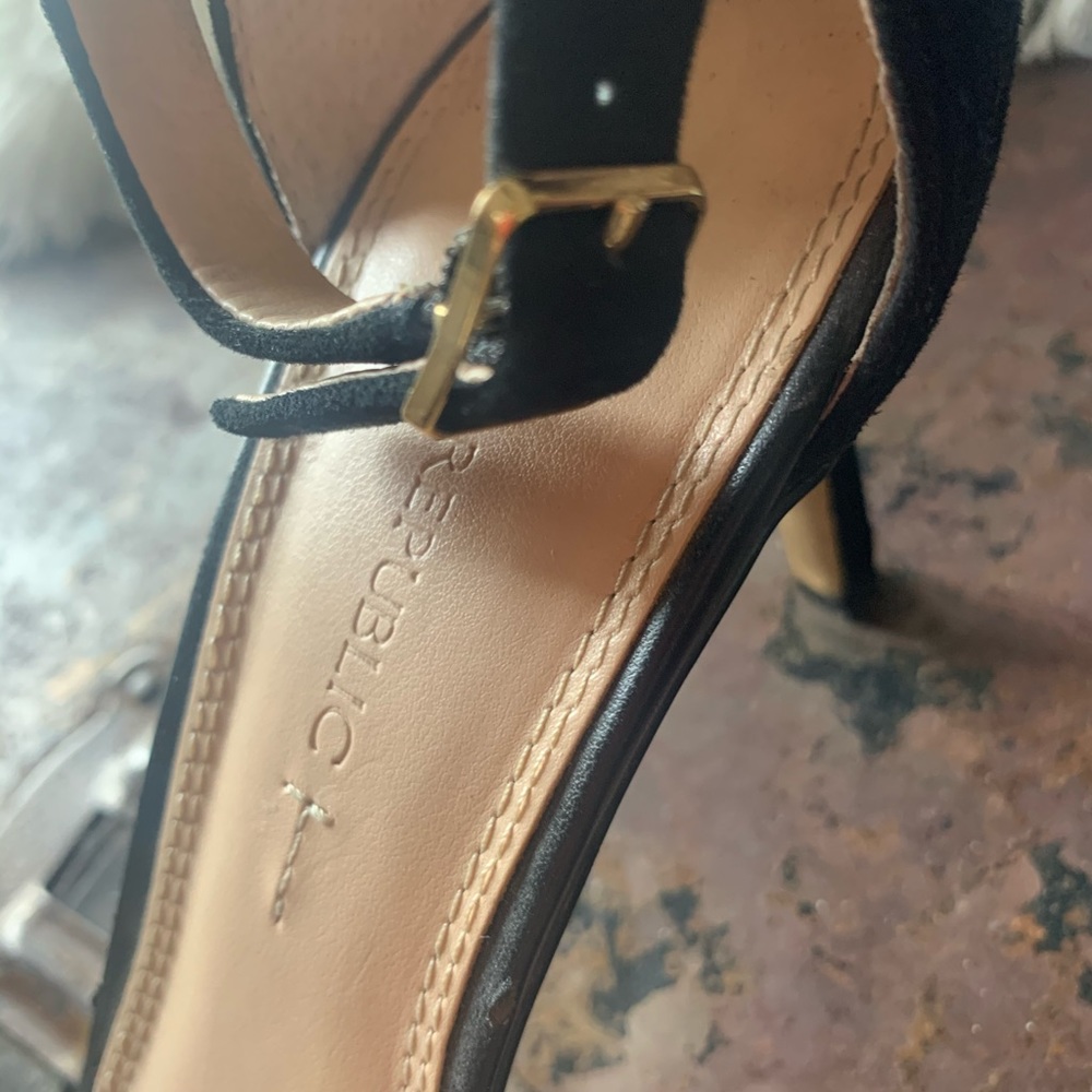 Banana Republic heels Jaylan heels - Picture 5 of 6